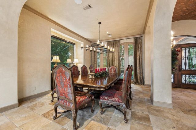 2 Lacewood Lane, Piney Point Village, TX 77024