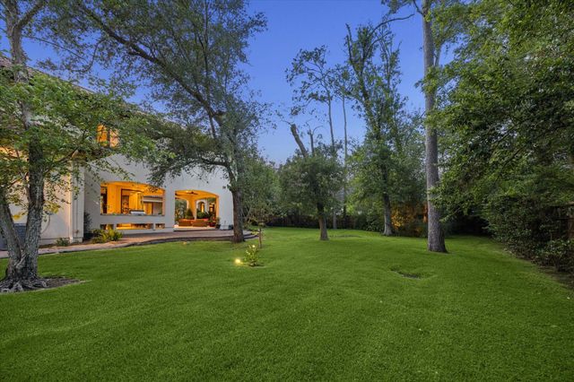 2 Lacewood Lane, Piney Point Village, TX 77024