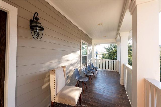 1133 Oney Hervey, College Station, TX 77840