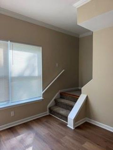 495 FAIRLANE Circle NW, Atlanta, GA 30331