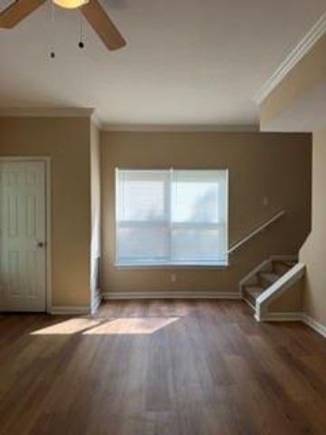 495 FAIRLANE Circle NW, Atlanta, GA 30331