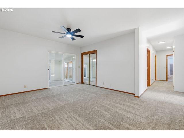 1424 T St, Springfield, OR 97477