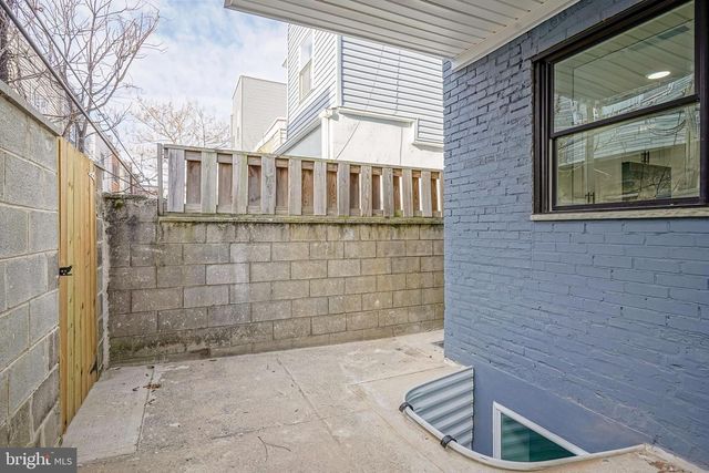 2042 SIGEL ST, Philadelphia, PA 19145