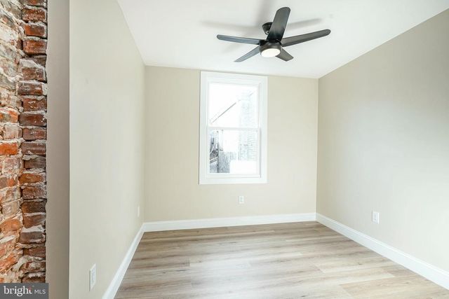 2042 SIGEL ST, Philadelphia, PA 19145