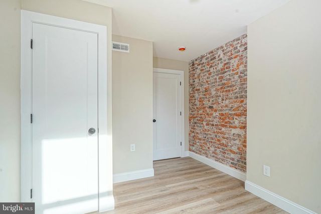 2042 SIGEL ST, Philadelphia, PA 19145