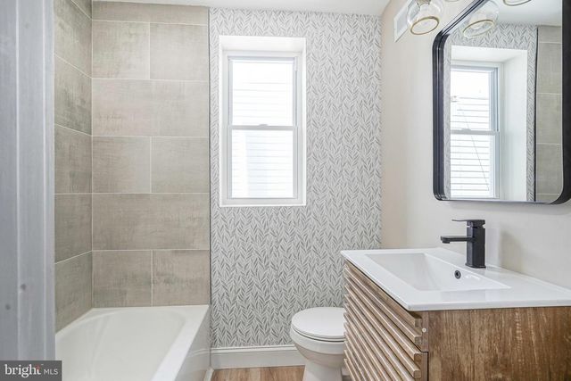 2042 SIGEL ST, Philadelphia, PA 19145