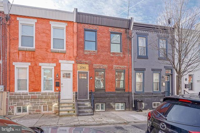 2042 SIGEL ST, Philadelphia, PA 19145