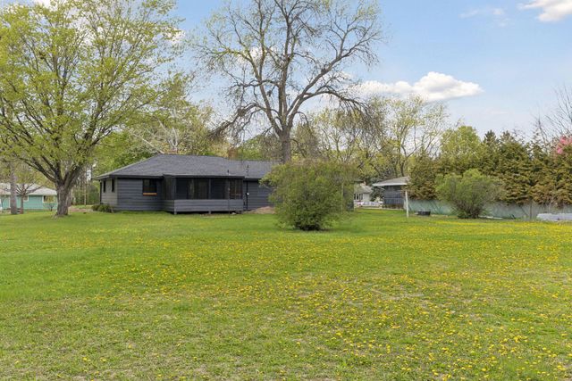 1610 Garland Lane N, Plymouth, MN 55447