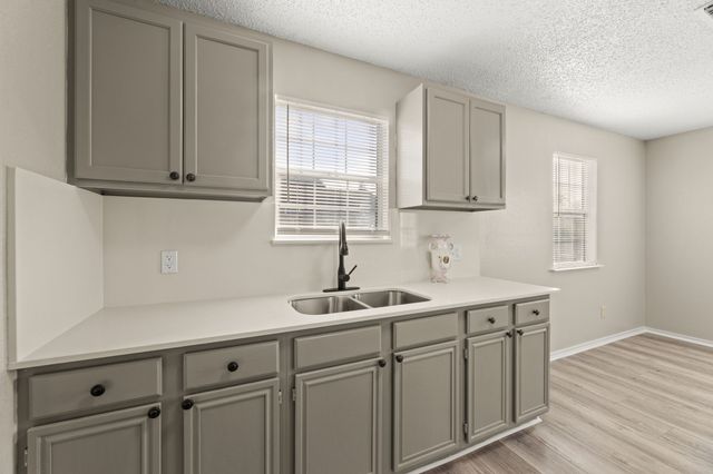 1503 Vermont Avenue, Dallas, TX 75216