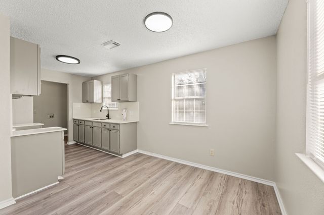 1503 Vermont Avenue, Dallas, TX 75216