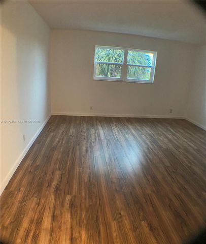 2061 NW 47th Ter 302, Lauderhill, FL 33313