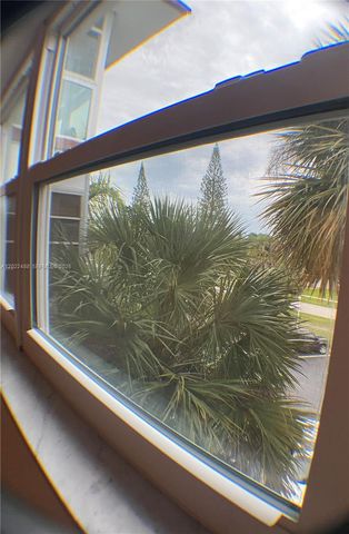 2061 NW 47th Ter 302, Lauderhill, FL 33313