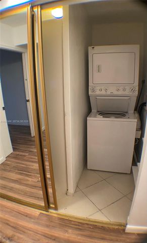 2061 NW 47th Ter 302, Lauderhill, FL 33313