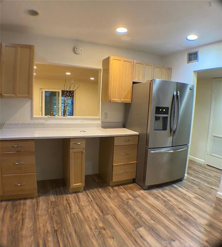 2061 NW 47th Ter 302, Lauderhill, FL 33313