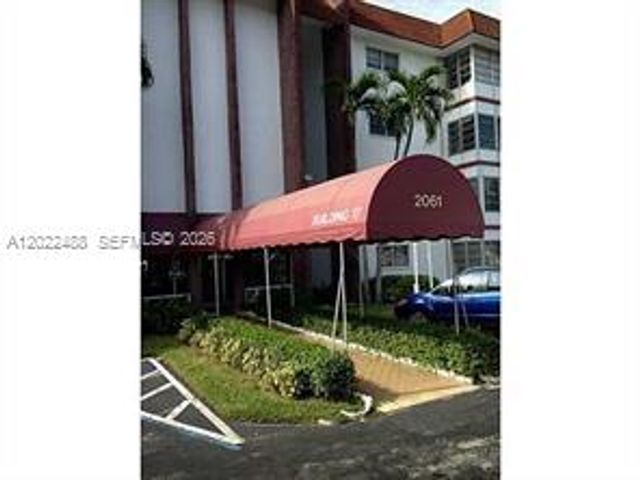 2061 NW 47th Ter 302, Lauderhill, FL 33313