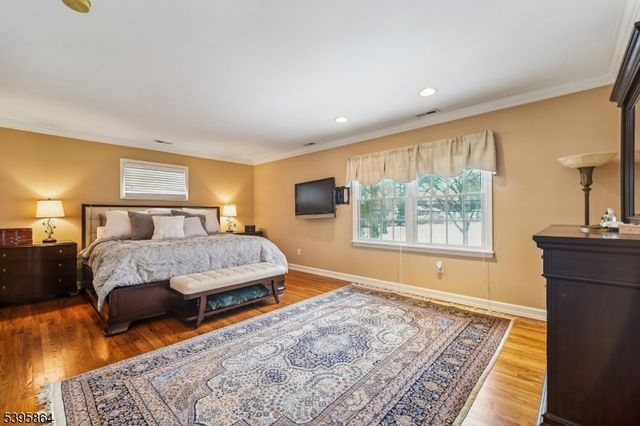 47 Canoe Brook Pkwy, Summit City, NJ 07901