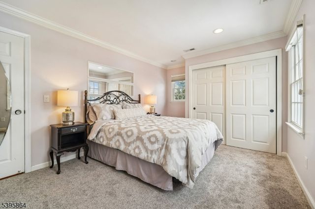 47 Canoe Brook Pkwy, Summit City, NJ 07901