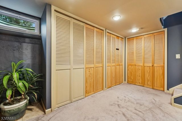 47 Canoe Brook Pkwy, Summit City, NJ 07901