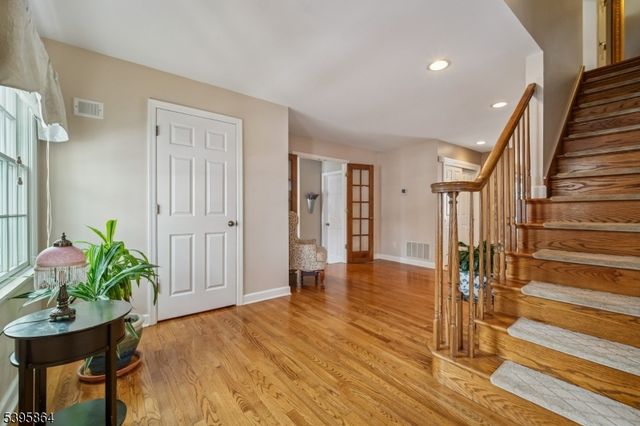 47 Canoe Brook Pkwy, Summit City, NJ 07901