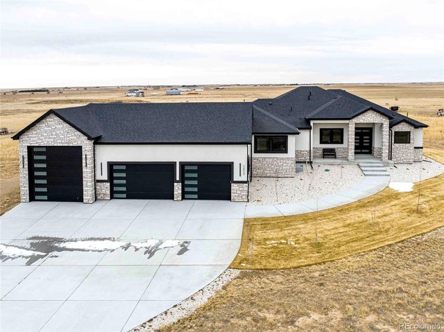 56520 E 74th Avenue, Strasburg, CO 80136