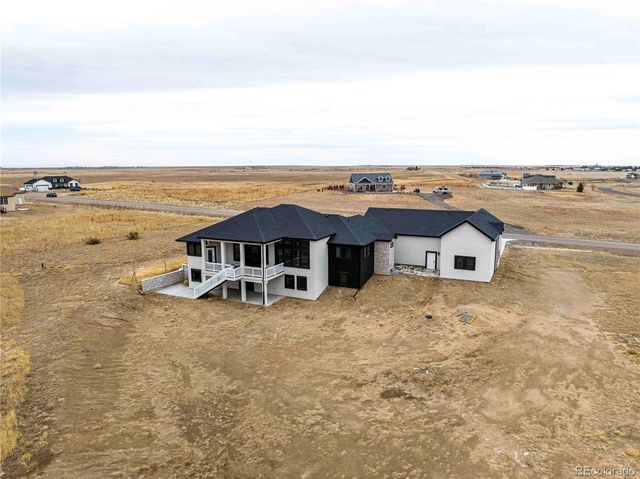 56520 E 74th Avenue, Strasburg, CO 80136