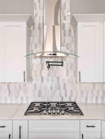 56520 E 74th Avenue, Strasburg, CO 80136