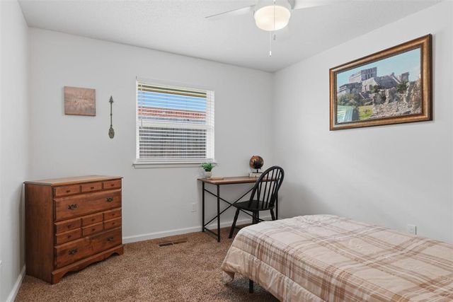 6812 N Ann Arbor Terrace, Oklahoma City, OK 73132