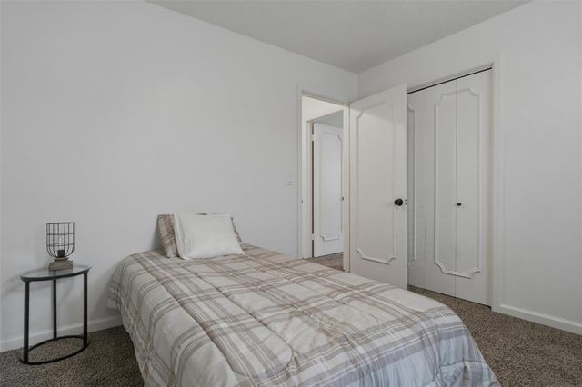 6812 N Ann Arbor Terrace, Oklahoma City, OK 73132