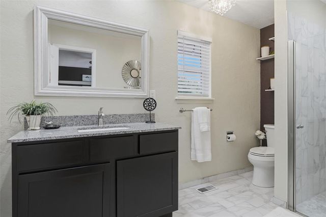 6812 N Ann Arbor Terrace, Oklahoma City, OK 73132