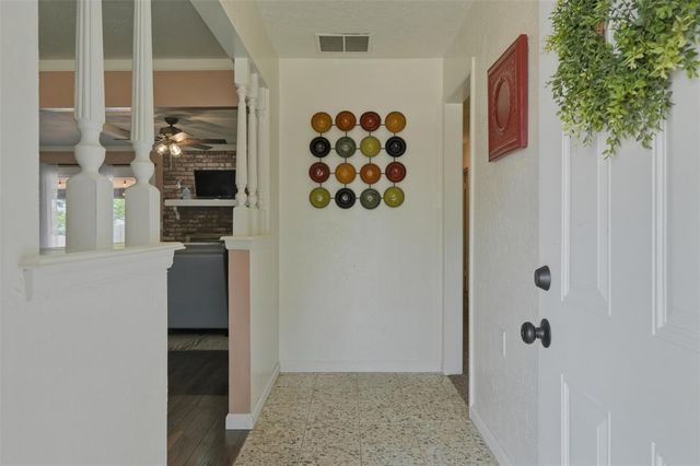 6812 N Ann Arbor Terrace, Oklahoma City, OK 73132