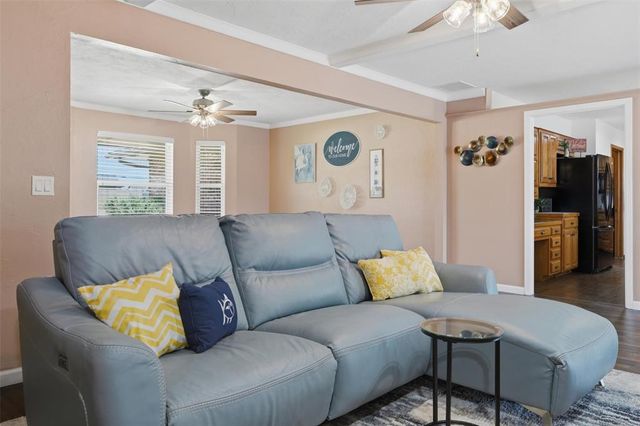 6812 N Ann Arbor Terrace, Oklahoma City, OK 73132