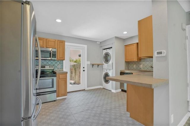 2000 Lightsey RD 1, Austin, TX 78704