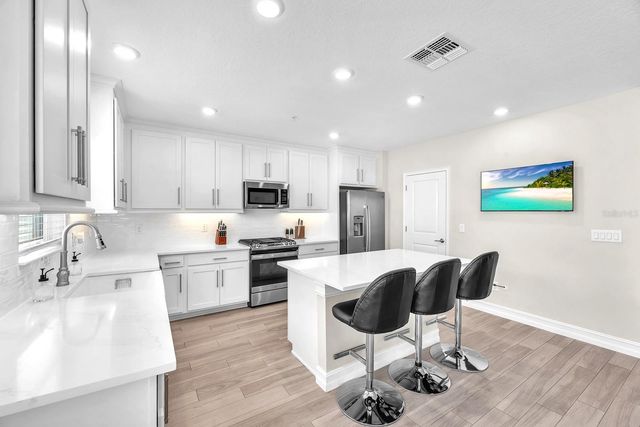5351 BRIDGE STREET 16, Tampa, FL 33611
