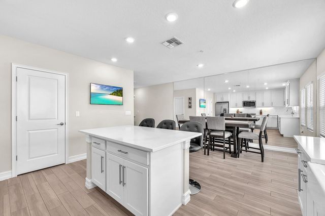 5351 BRIDGE STREET 16, Tampa, FL 33611