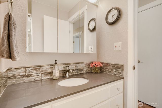 16640 40th Avenue S, Seatac, WA 98188