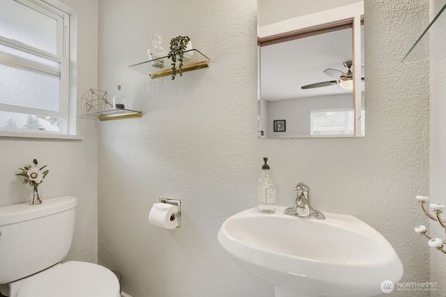 16640 40th Avenue S, Seatac, WA 98188