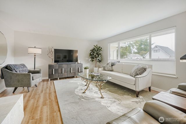16640 40th Avenue S, Seatac, WA 98188