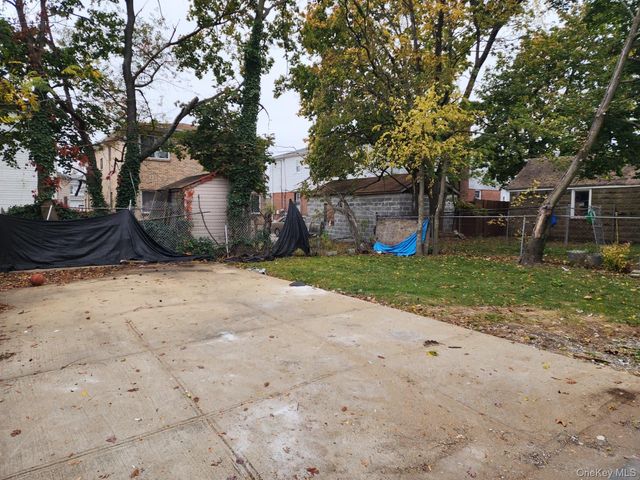 22126 134th Road, Springfield Gardens, NY 11413