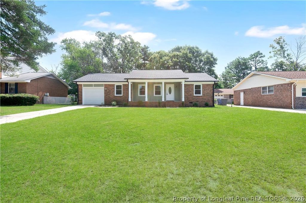5804 Mcdougal Drive, Fayetteville, NC 28304 — exterior