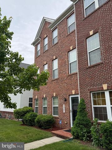 9967 LEANDER LN, Manassas, VA 20110
