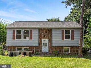 147 COUNTRY PARK DR, Winchester, VA 22602