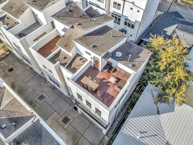 2104 Colorado Street, Houston, TX 77007