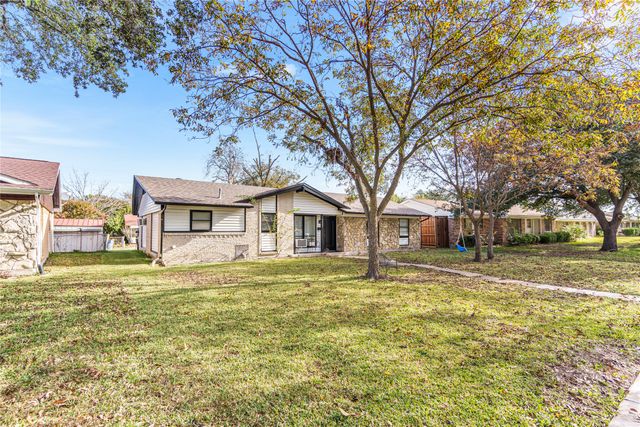2404 Catalina Drive, Mesquite, TX 75150