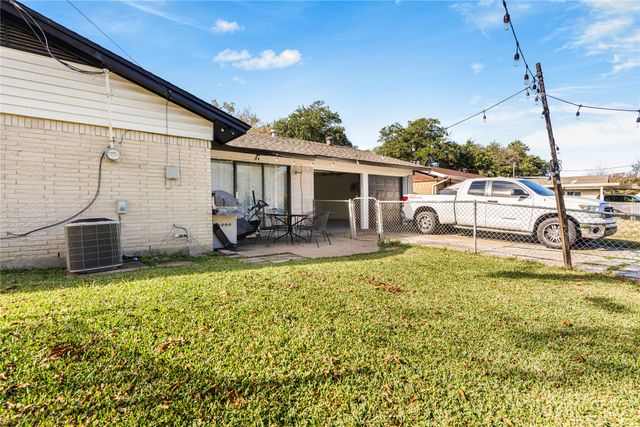 2404 Catalina Drive, Mesquite, TX 75150