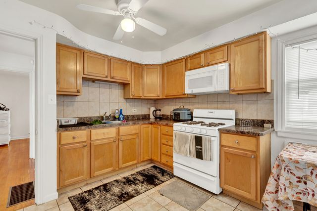 6653 W belmont Avenue, Chicago, IL 60634