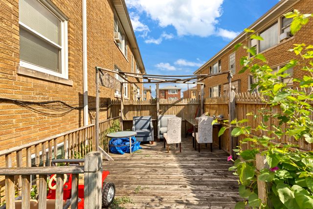 6653 W belmont Avenue, Chicago, IL 60634