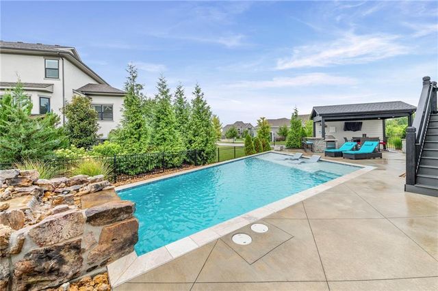 12300 W 169th Street, Overland Park, KS 66221