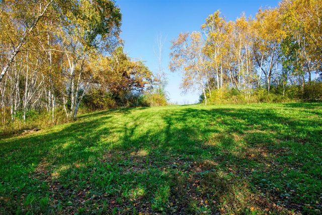 N23415 Oak Ridge DRIVE, Galesville, WI 54630