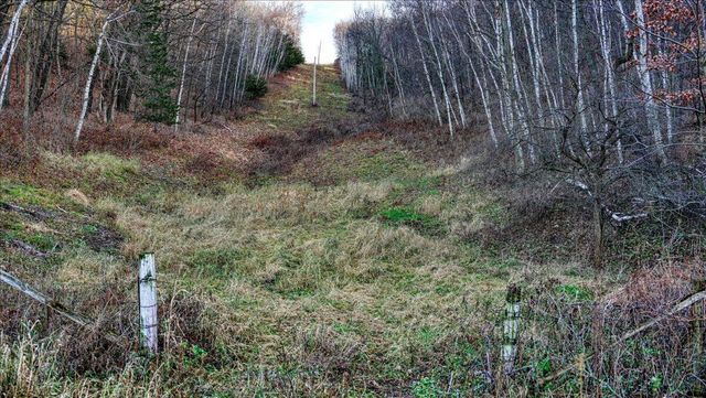 N23415 Oak Ridge DRIVE, Galesville, WI 54630