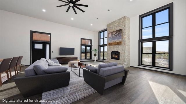 N23415 Oak Ridge DRIVE, Galesville, WI 54630